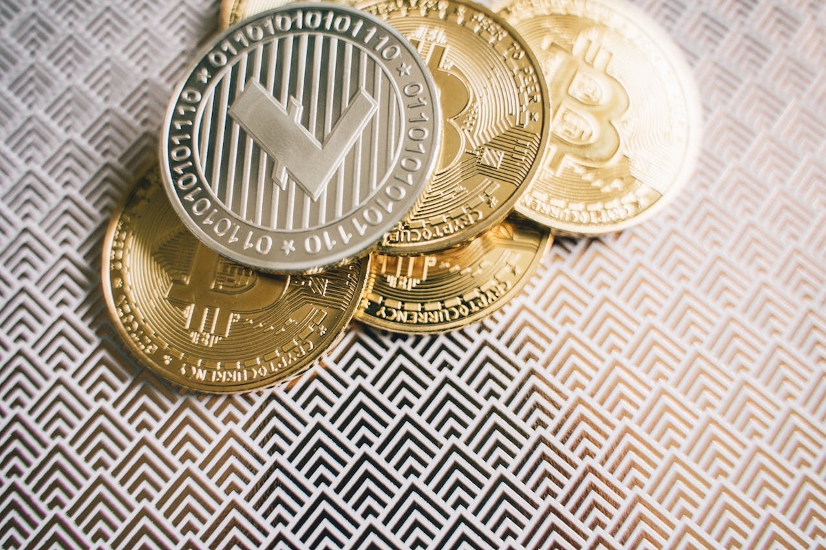 Hoe je oplichting bij crypto vastgoedtransacties kunt voorkomen
